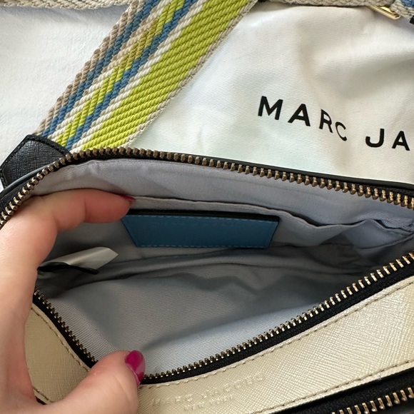 Marc Jacob’s Snapshot Camera Crossbody Bag | Color Block Edition - Picture 5 of 6